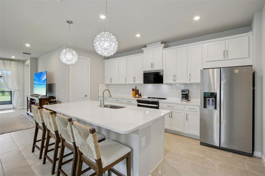 Furnished interior view inside a new home in , Venice (Image 18).