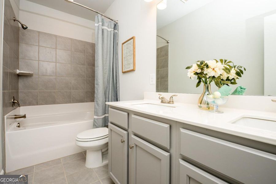Furnished interior view inside a new home in Chimney Oaks Townhomes, Homer (Image 31). Furnished interior view inside a new home in Chimney Oaks Townhomes, Homer (Image 31).