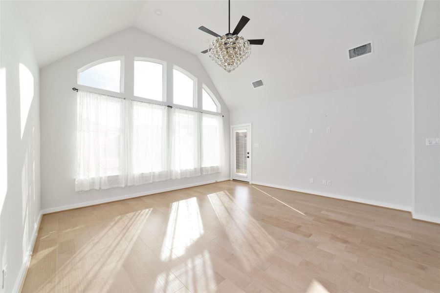 Spacious, unfurnished interior of a new home in Elyson 45' & 70', Katy (Image 19). Spacious, unfurnished interior of a new home in Elyson 45' & 70', Katy (Image 19).