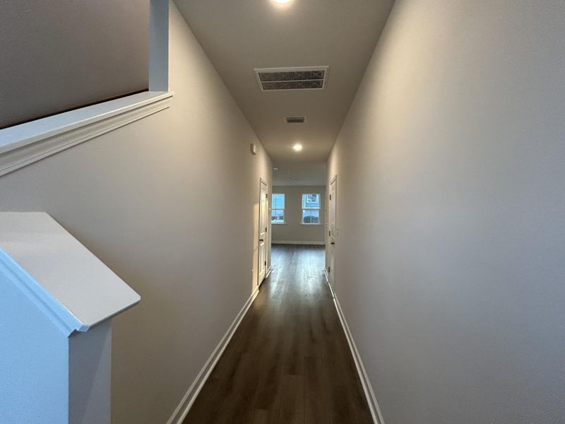 Spacious, unfurnished interior of a new home in , Summerville (Image 14).