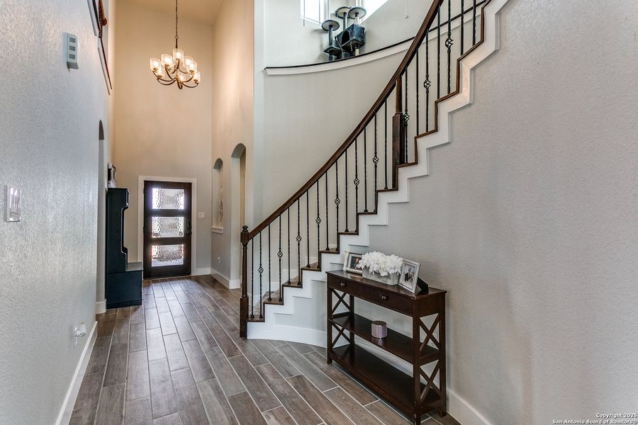 Image 22 of a home in West Pointe Gardens. Image 22 of a home in West Pointe Gardens.