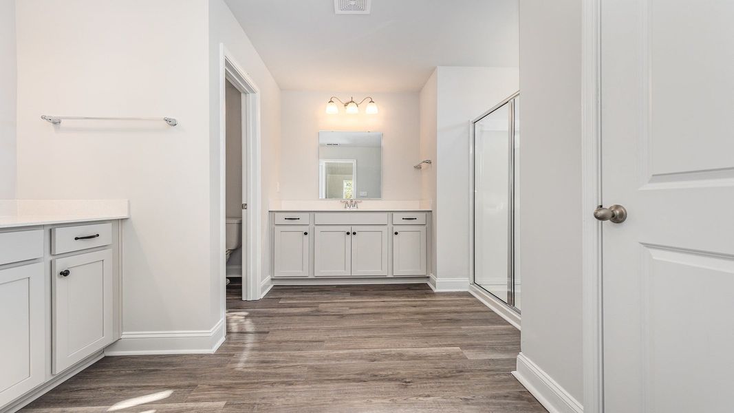 Spacious, unfurnished interior of a new home in Auberon Woods, Conway (Image 20).