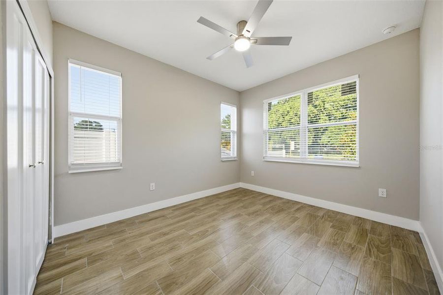 Spacious, unfurnished interior of a new home in , Tampa (Image 35).