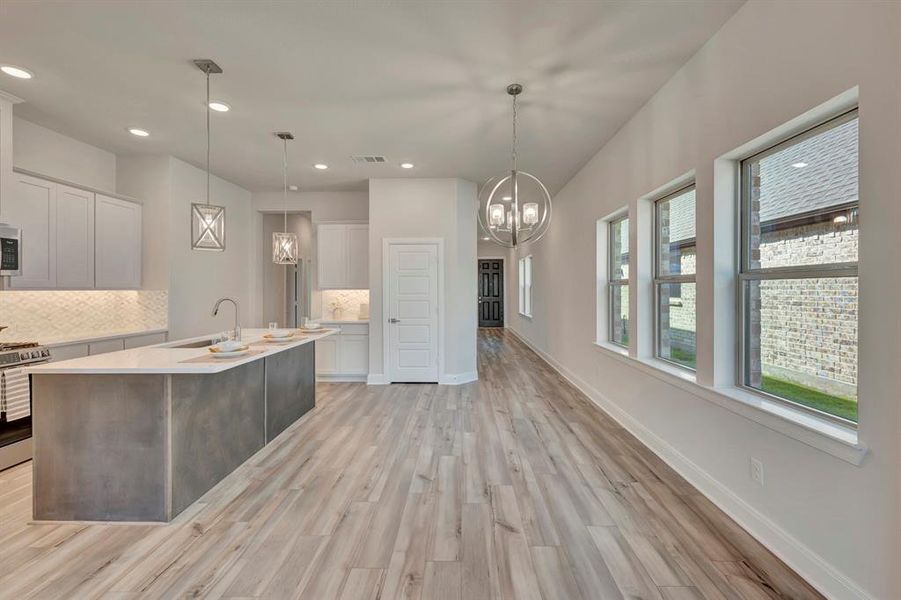 Furnished interior view inside a new home in Creekshaw – Gardens, Royse City (Image 9). Furnished interior view inside a new home in Creekshaw – Gardens, Royse City (Image 9).