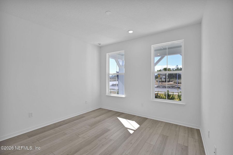 Spacious, unfurnished interior of a new home in Del Webb Wildlight, Yulee (Image 21).