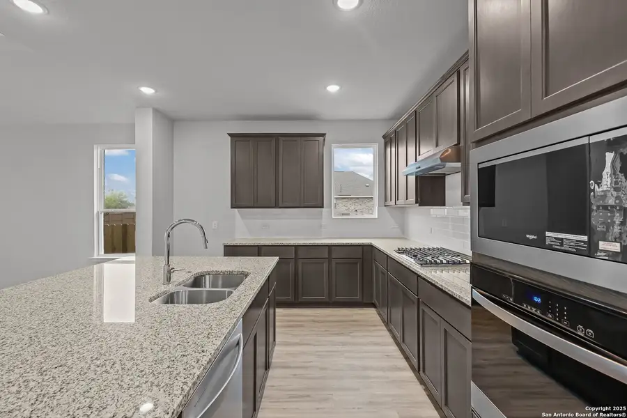 Furnished interior view inside a new home in Sunflower Ridge, New Braunfels (Image 10).