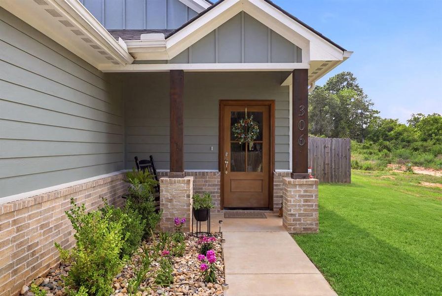Exterior details and patio area of a home in , Arp (Image 21).