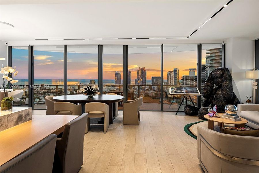 Community amenities in , Miami Beach (Image 57).