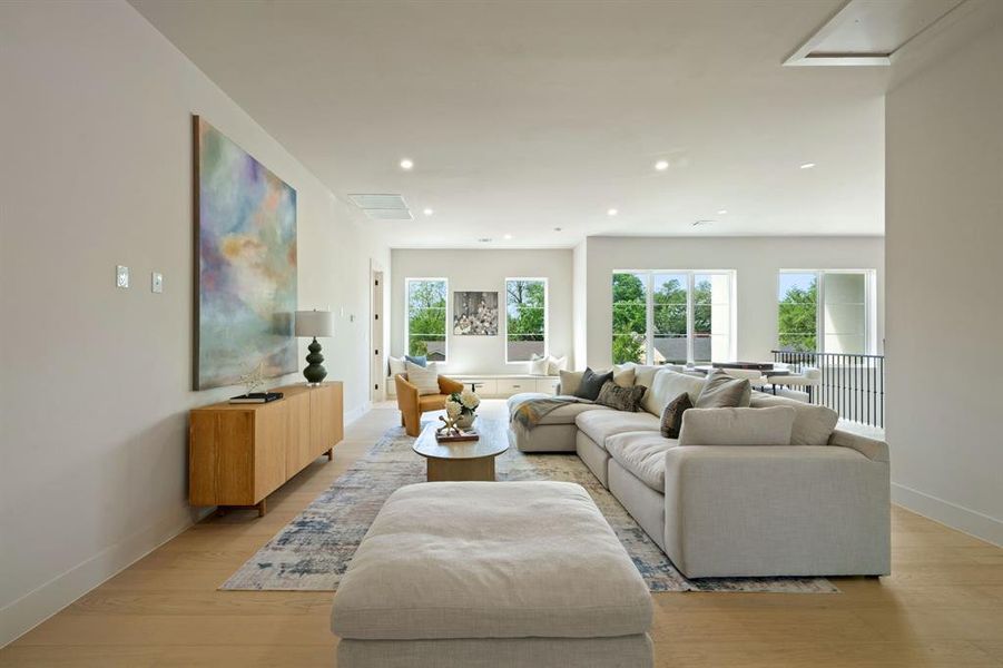 Furnished interior view inside a new home in , Dallas (Image 32).