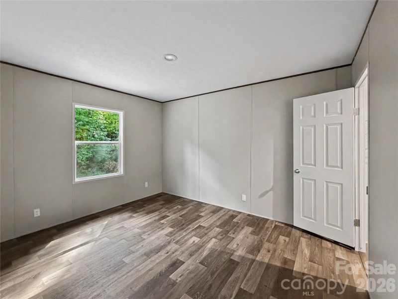Spacious, unfurnished interior of a new home in , Mooresboro (Image 28).