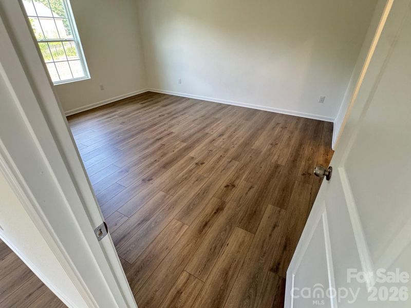 Spacious, unfurnished interior of a new home in Sullivan Farm, Statesville (Image 26).