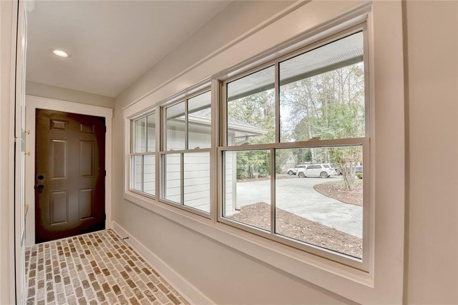 Spacious, unfurnished interior of a new home in , Atlanta (Image 22).