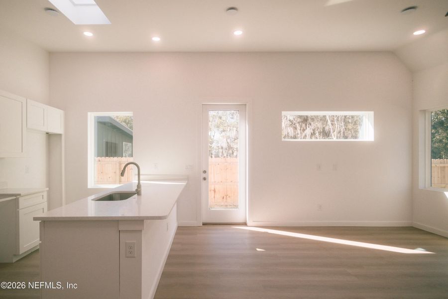 Spacious, unfurnished interior of a new home in , St. Augustine (Image 13).