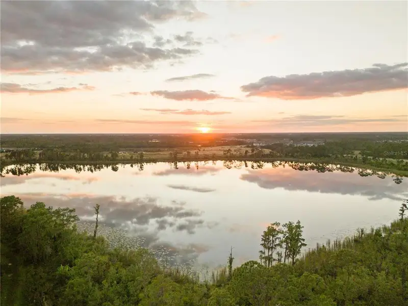 Natural landscape and outdoor views near in Winter Garden (Image 84). Natural landscape and outdoor views near in Winter Garden (Image 84).
