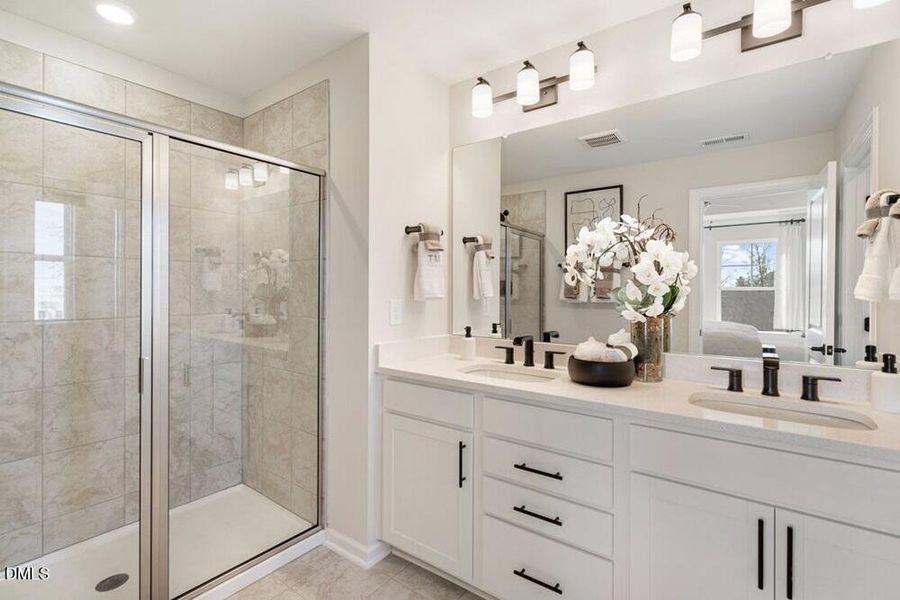 Greystone - Primary Bath