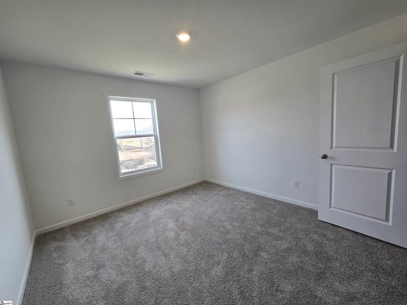 Spacious, unfurnished interior of a new home in Halton Oaks, Spartanburg (Image 30).