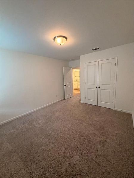 Spacious, unfurnished interior of a new home in Creekside, Dawsonville (Image 48).