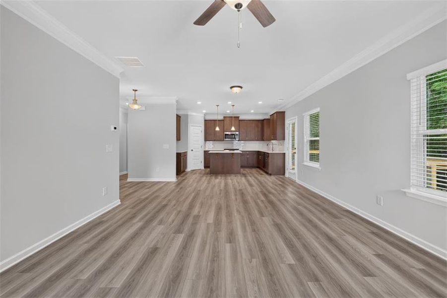 Spacious, unfurnished interior of a new home in Jones Ridge, Dallas (Image 26).