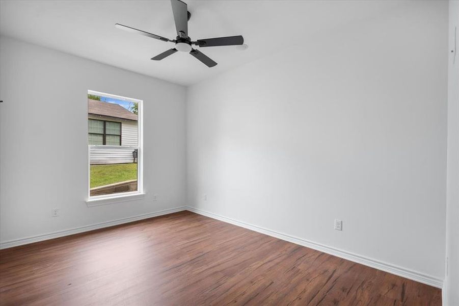 Spacious, unfurnished interior of a new home in , Tyler (Image 13).