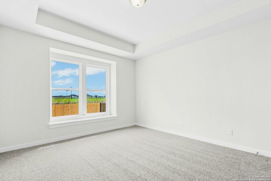 Spacious, unfurnished interior of a new home in Willowbrook, New Braunfels (Image 22).