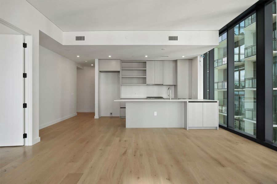 Image 36 of a home in .