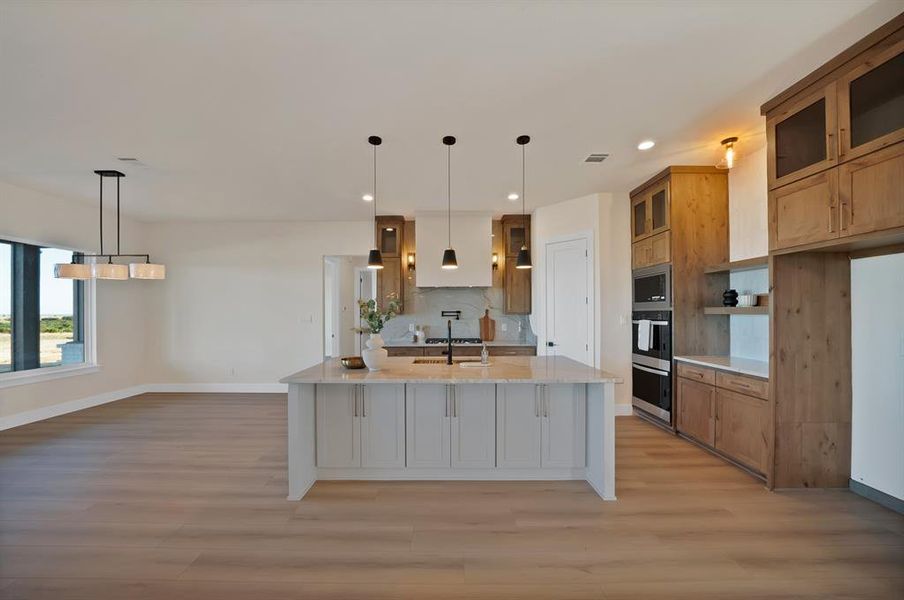 Furnished interior view inside a new home in , Weatherford (Image 11).