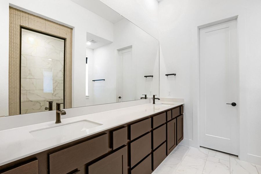 Furnished interior view inside a new home in 6 Creeks at Waterridge, Kyle (Image 11).
