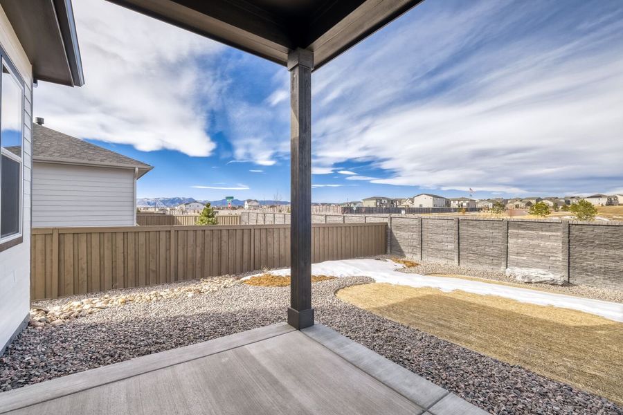 8118 Pennydale - Patio