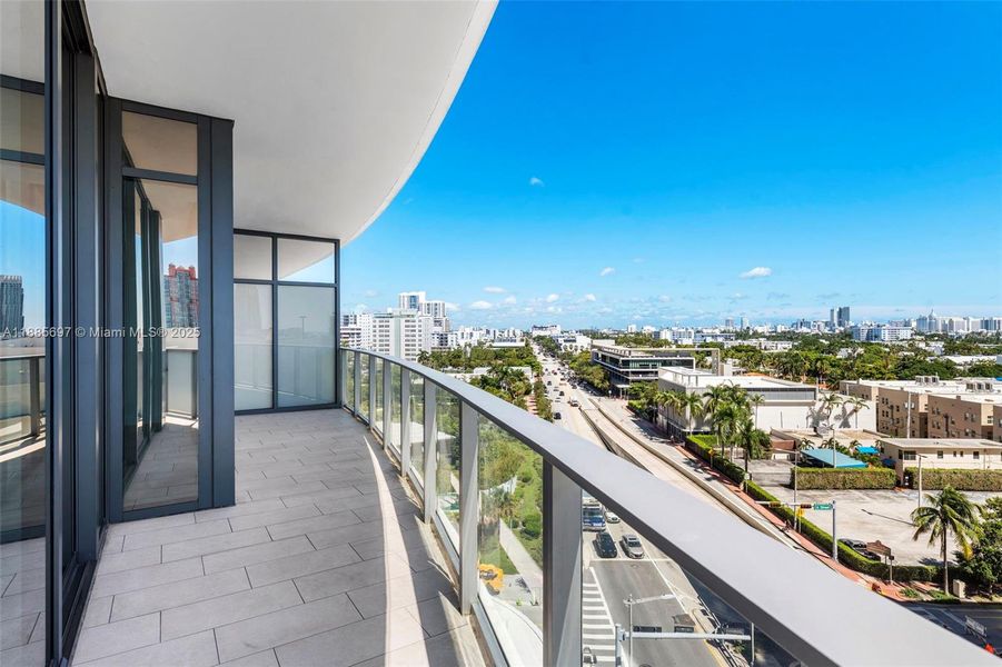 Exterior details and patio area of a home in Five Park, Miami Beach (Image 24). Exterior details and patio area of a home in Five Park, Miami Beach (Image 24).