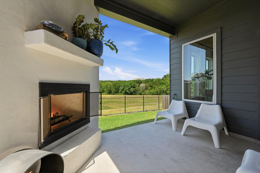 Exterior details and patio area of a home in Loyola, Austin (Image 25).