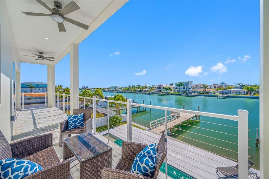 Exterior details and patio area of a home in , Treasure Island (Image 27).
