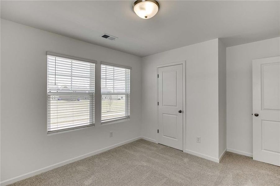 Spacious, unfurnished interior of a new home in Langston Reserve, Cartersville (Image 25).