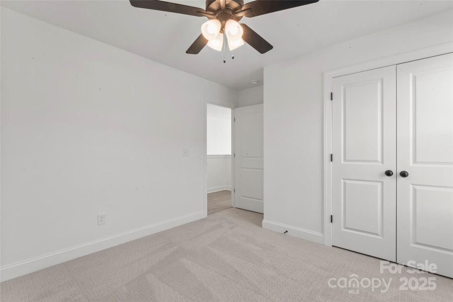 Spacious, unfurnished interior of a new home in , Harrisburg (Image 20).