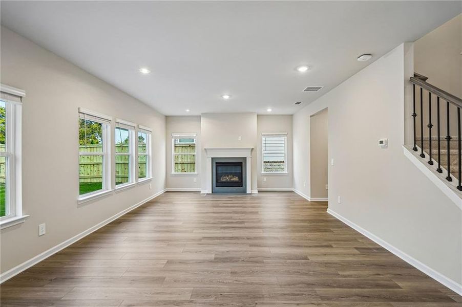 Spacious, unfurnished interior of a new home in Martin Springs - Estate Series, Lawrenceville (Image 30).