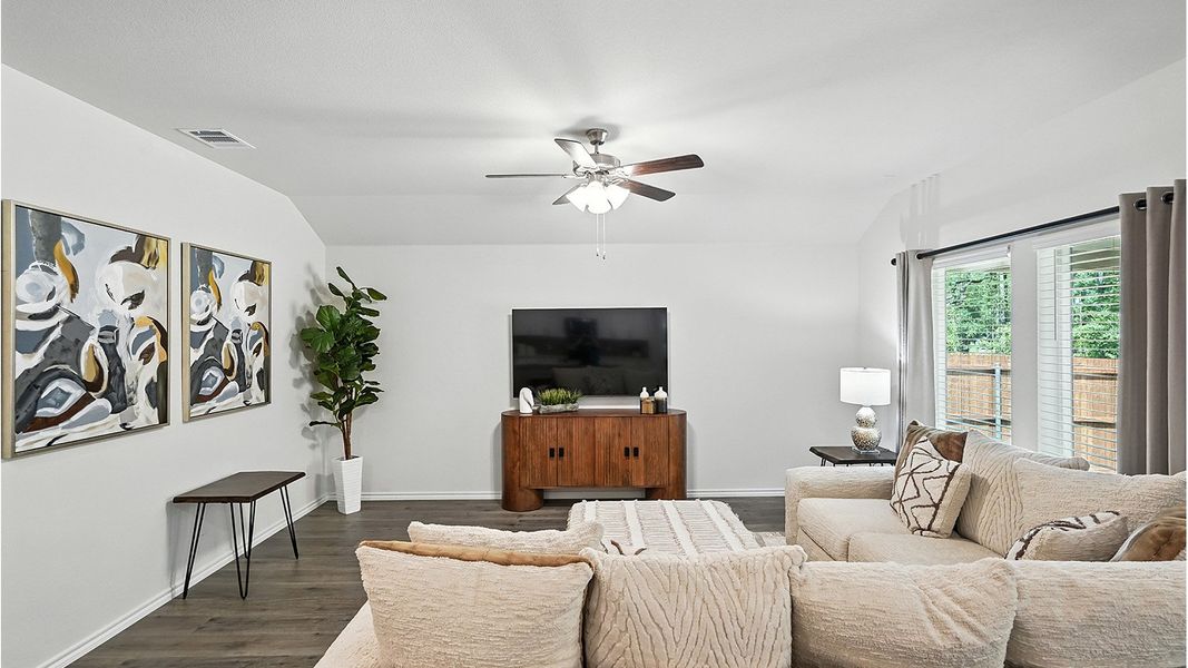 Representative furnished interior of a home built from the Huntsville by D.R. Horton in The Reserve at Timber Creek, Lindale (Image 9).