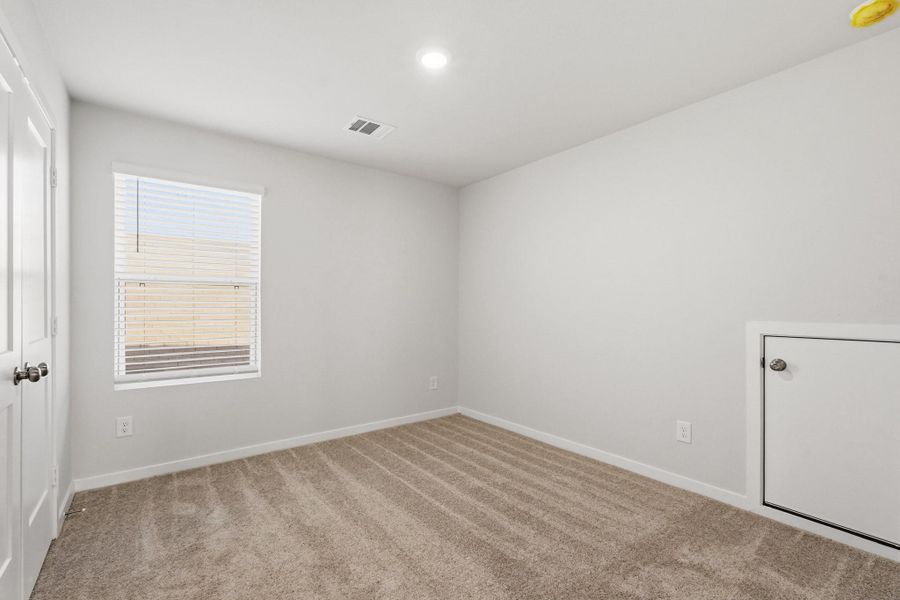 Spacious, unfurnished interior of a new home in Sanford Farms, Waller (Image 17). Spacious, unfurnished interior of a new home in Sanford Farms, Waller (Image 17).