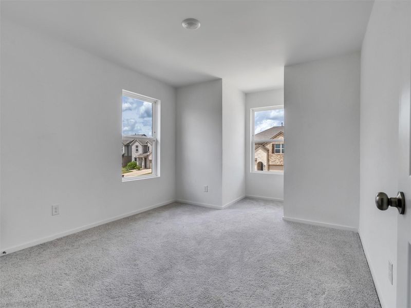 Spacious, unfurnished interior of a new home in , Katy (Image 36).