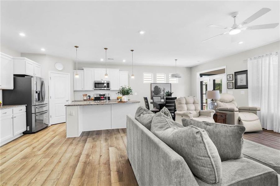 Furnished interior view inside a new home in Laurel Farms, Dallas (Image 13).
