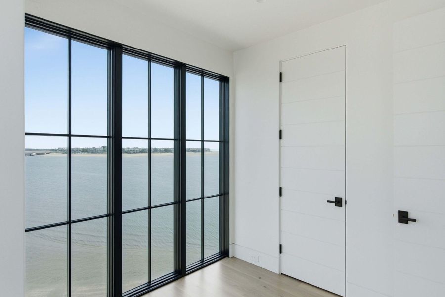 Spacious, unfurnished interior of a new home in , Sullivan's Island (Image 72).