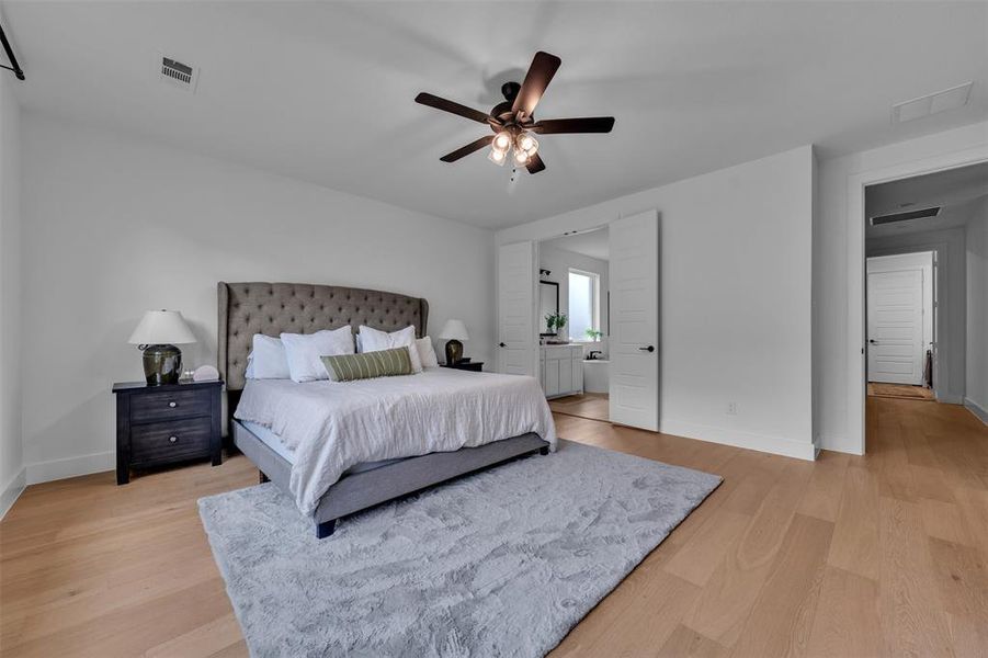 Furnished interior view inside a new home in Sweetgrass, Haslet (Image 29). Furnished interior view inside a new home in Sweetgrass, Haslet (Image 29).