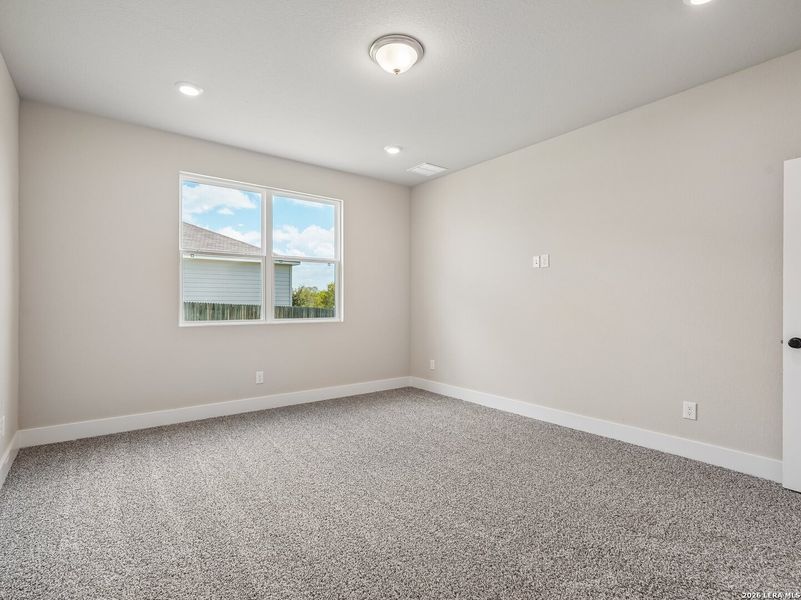 Spacious, unfurnished interior of a new home in Skybrooke, Live Oak (Image 36). Spacious, unfurnished interior of a new home in Skybrooke, Live Oak (Image 36).