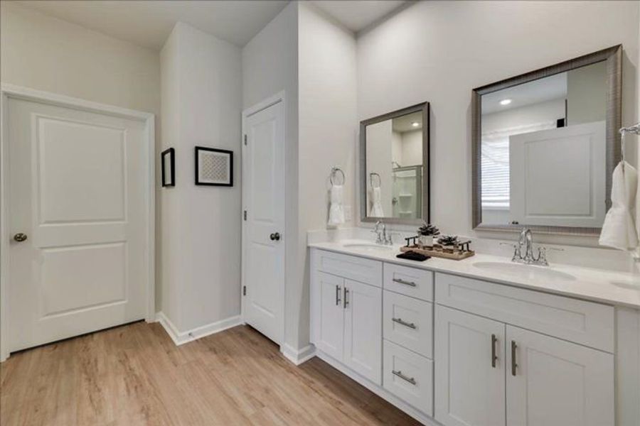 Representative furnished interior of a home built from the The Rembert by Stanley Martin Homes in Greenpoint, Harlem (Image 21).