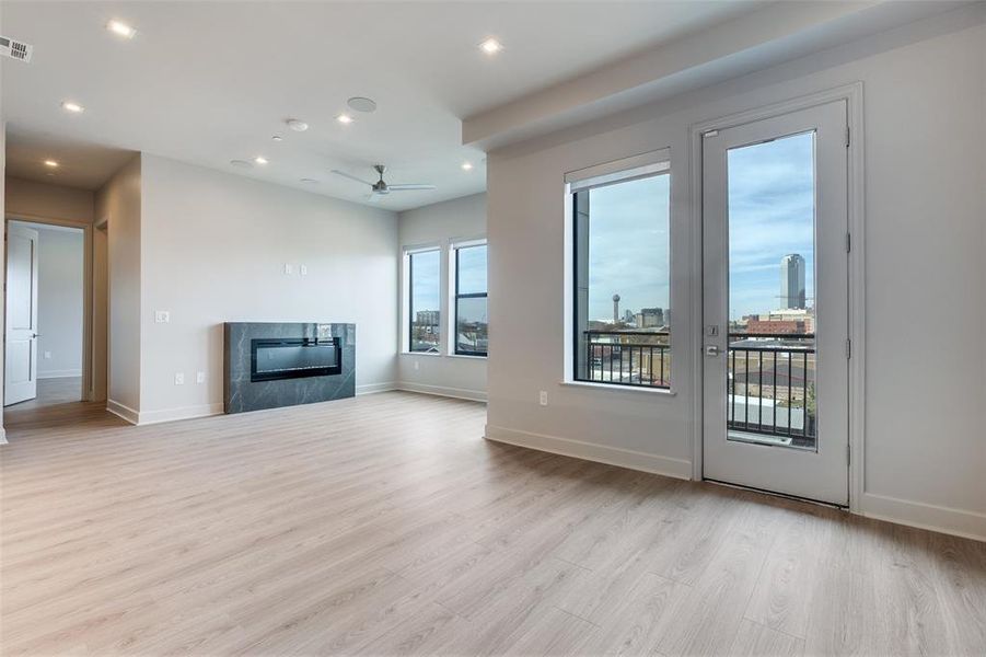 Spacious, unfurnished interior of a new home in , Dallas (Image 15).