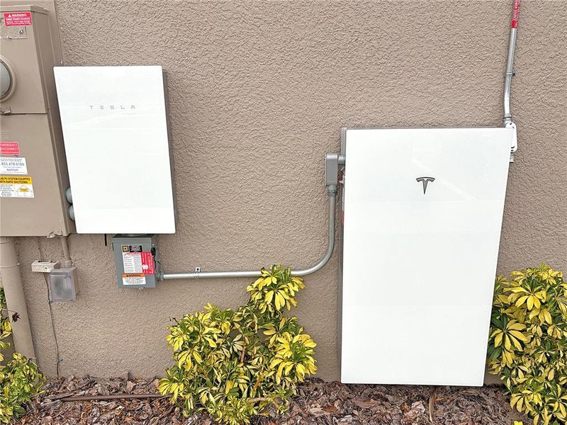 Close-up of interior finishes inside a home in , Haines City (Image 17).