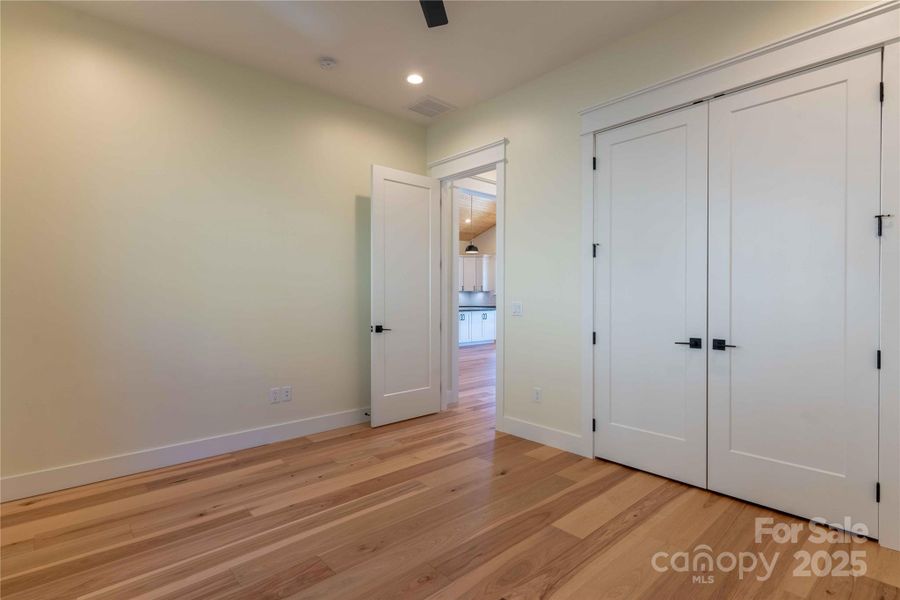 Spacious, unfurnished interior of a new home in , Hendersonville (Image 19).