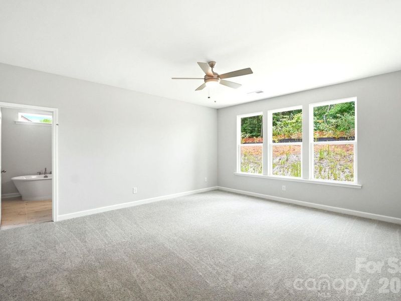 Spacious, unfurnished interior of a new home in Windgate, Mooresville (Image 25). Spacious, unfurnished interior of a new home in Windgate, Mooresville (Image 25).