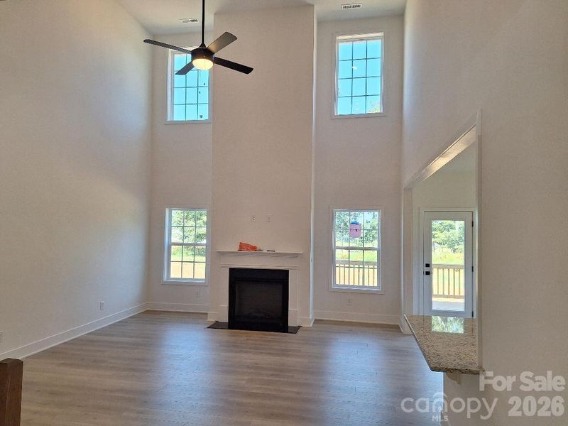 Spacious, unfurnished interior of a new home in Cardiff Glyn, Catawba (Image 14).