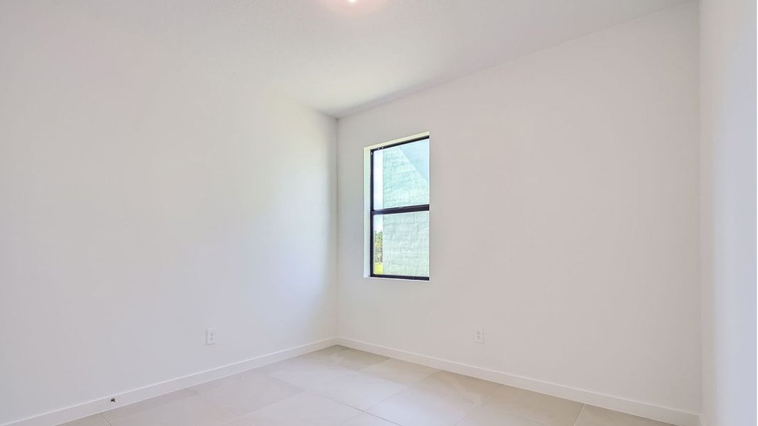 Representative unfurnished interior of a home built from the Cali by D.R. Horton in Twin Oaks, Stuart (Image 19).