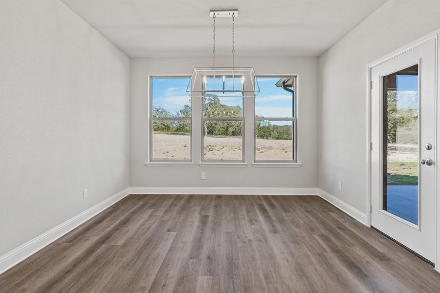 Representative unfurnished interior of a home built from the The Harper by Doug Parr Custom Homes in Spring Valley Ranch, Paradise (Image 25).