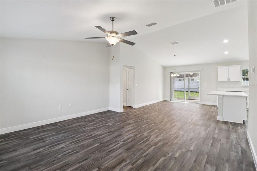 Spacious, unfurnished interior of a new home in , Ocala (Image 36).